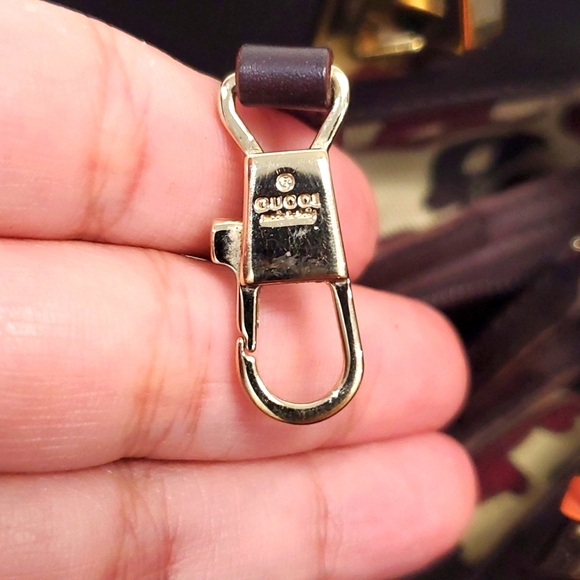 GUCCI PUNCH TOTE GUCCISIMA LEATHER G EMBOSSED 🤎🤎🤎🤎 - Picture 13 of 16